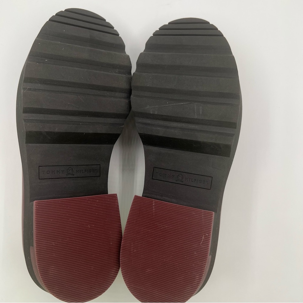 Tommy Hilfiger Unisex Burgundy Lab Leather Slip-On Lug Sole Casual Loafers SZ 10 - Picture 16 of 16